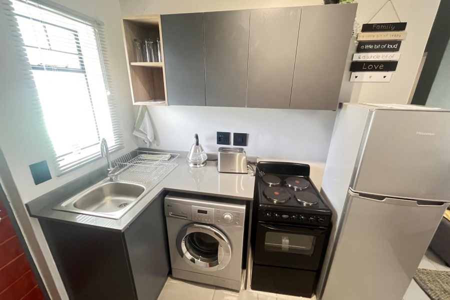 2 Bedroom Property for Sale in Scottsdene Western Cape